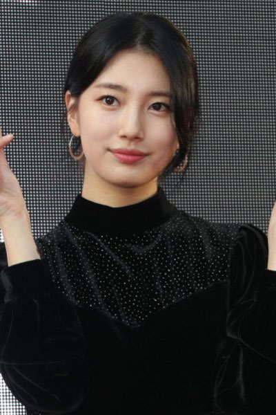 Anna (2022) 